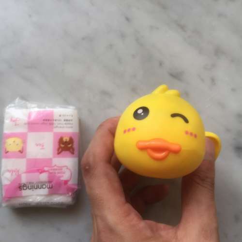 $10 100% 全新 嬰兒 寶寶 洗澡 用 手動上鏈玩具 - 小黃鴨