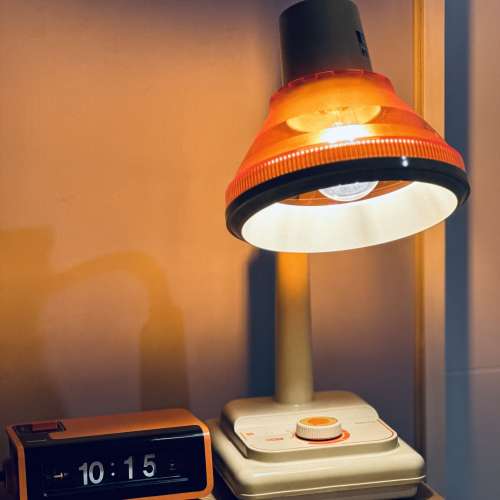 出售 昭和時期 National 座枱燈一箋，100%正常，整體88%新，款式經典，有意請pm我，...