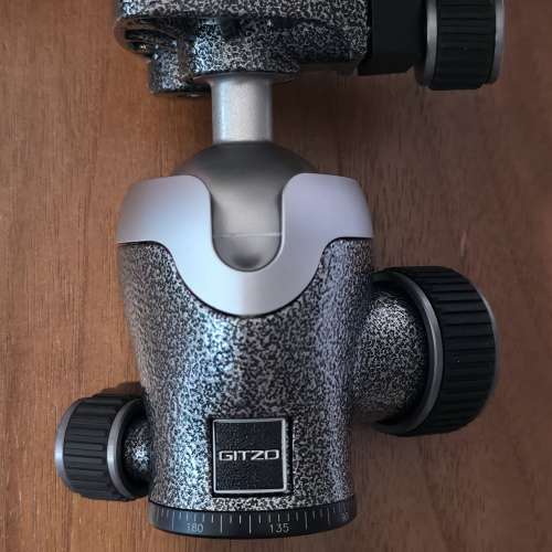 全新Gitzo Center Ball Head Ser.1 QR D (GH1382QD)行貨。