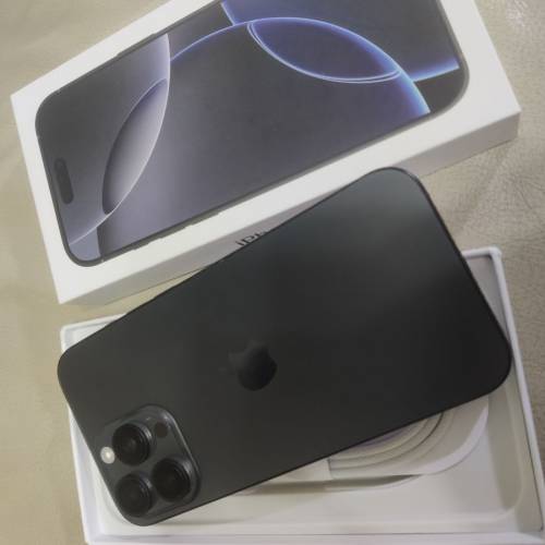 iPhone 16pro max 512gb