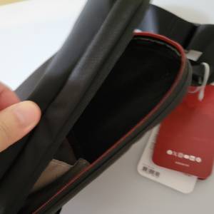 Victorinox sling ( 黑行貨 ）