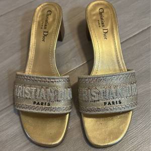 dior金色高跟拖鞋 39碼