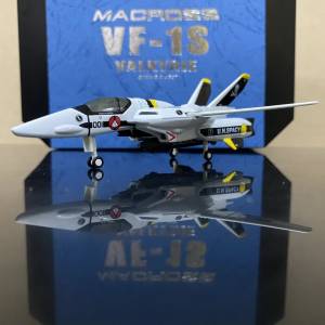 童友社 MACROSS 超時空要塞 1/144 DIECAST MODEL VF-1S VALKYRIE 韋基利