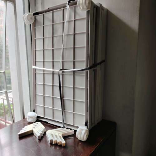 兩層有門防塵膠櫃,需簡單組合二手正常 香港大學站交收