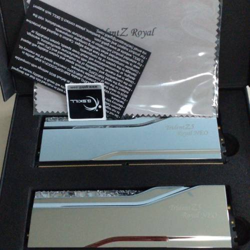 G.Skill Royal Neo 8000 Silver 16x2