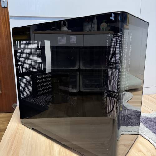Jonsbo D300 無中柱全景玻璃 M-ATX 機箱 - 黑色