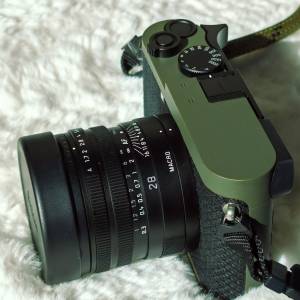 Leica Q2 Reporter