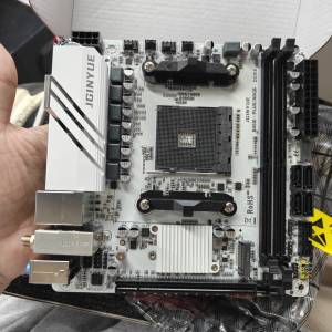 精粵 B450I-PLUS ARGB ITX 白色