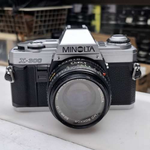 MINOLTA X-300 + MD 50MM F1.7 全正常  OM10 + 50MM F1.8 全正常