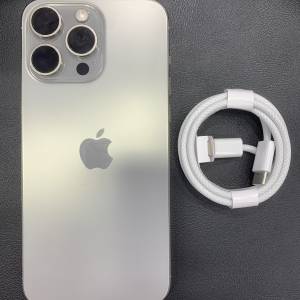 99%New iPhone 15 Pro Max 256GB 原色  AppleCare+ 至2026-5-30 電池效能91% 香港...