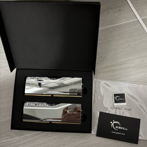 G.SKILL 32GB Kit (2x16GB) Trident Z5 ROYAL Neo RGB Silver 銀色 6000MHz