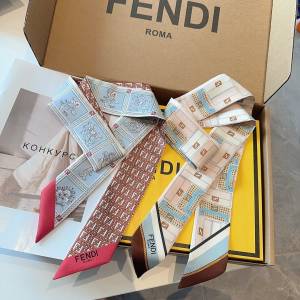Fendi 字母元素真丝斜纹绸 絲巾 高定品質