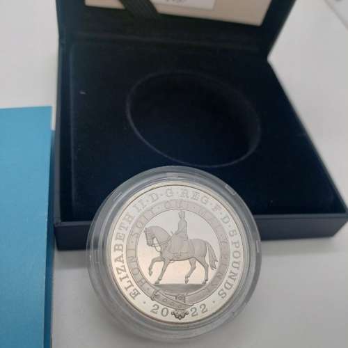 2022 PLATINUM JUBILEE £5 SILVER PROOF  IN CASE OF ISSUE WITH COA/Limited Edi...