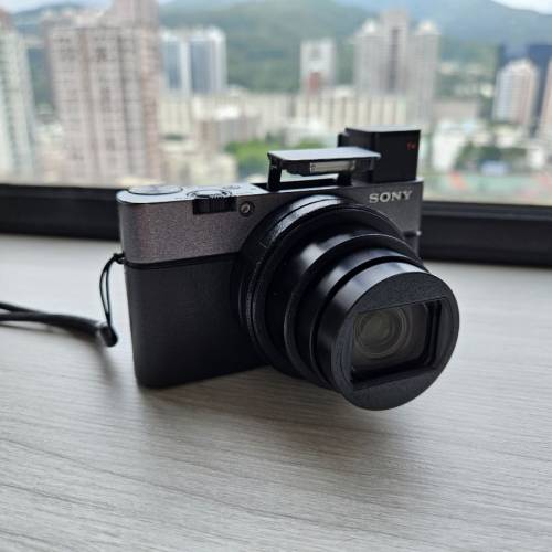 ** 旅行 / 演唱會必備** 租借 最強便攜式相機 Sony RX100 vii  M7 (附實拍照參考)