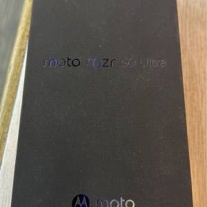 Motorola razr 50 ultra 5G 美版單卡+esim A grade 有充電線加兩腳插頭 12+256gb 3...