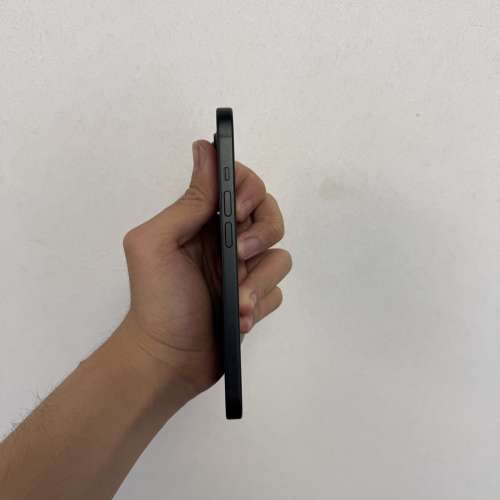 （性價比高 iPhone15 超輕薄機身 最靚色系代數） Apple iPhone 15系列/㩒用128,256...