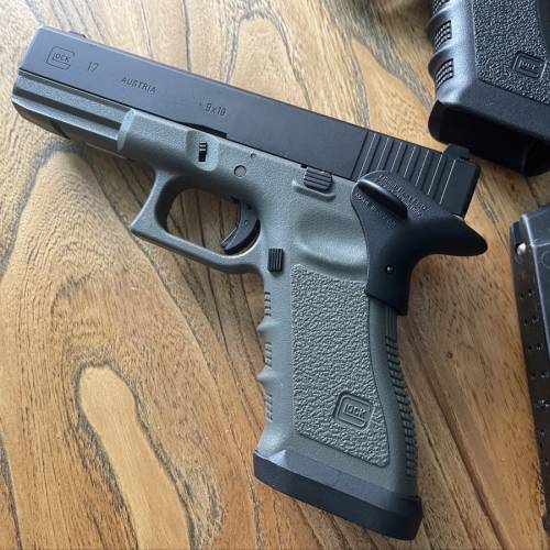 Marui Glock 17 氣槍 連3彈匣