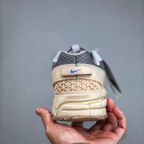 Nike Zoom Vomero Roam 馬拉松復古五代休閒厚底增高運動慢跑老爹鞋 size：36-45