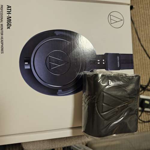 Audio Technica M60X 輕巧頭罩