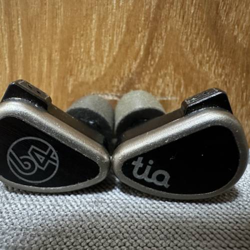 64audio tia耳機界勞斯萊斯