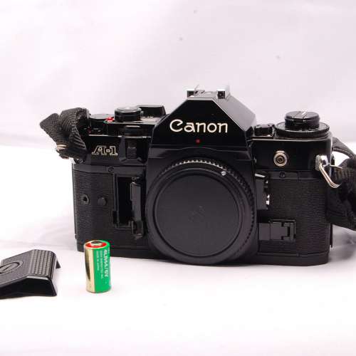 Canon A1 A-1 body NFD + NFD 50mm 1.8