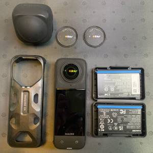 [觀塘實體店] 二手 Insta360 X4 (共2電+鏡頭保護套+控溫握套) 行貨保養到2025年12...