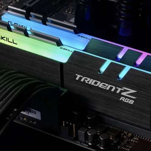 GSKILL TRIDENT Z RGB 16GX2 3200C16 DDR4