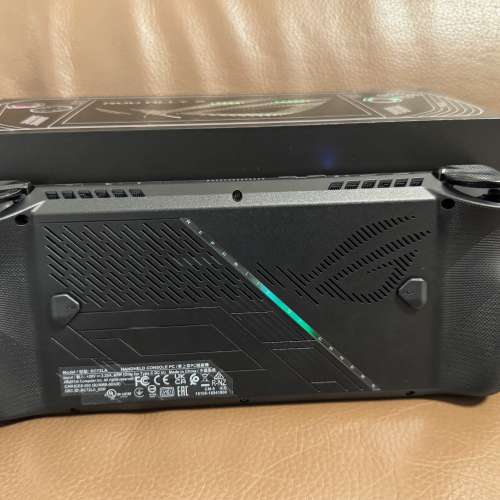 ROG Ally X 連原裝hard case