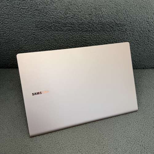 (超輕薄只有950克❤️‍🔥三星book) Samsung Galaxy Book S/i5-L16G7/8GB Ram/512G...