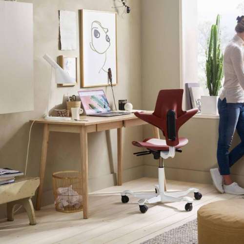 近新 全球限量Auburn啡色 HAG capisco puls 8020 馬鞍椅