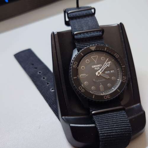 Seiko 曰本國內版 SBSA025 Blackout street Diver