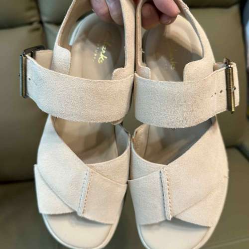 半價英國Clarks真皮白色厚底涼鞋 38碼