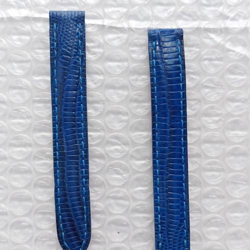 💰議價請移玉步no bargain 
⌚😎Vintage ⭐⭐ 「卡地亞」原装皮帶「CARTIER」Watch...