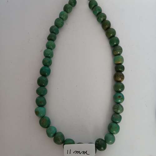 一手兩條天然非洲松石頸鏈 .長16吋共售 380元單條 250元 no.D27. 7.25.