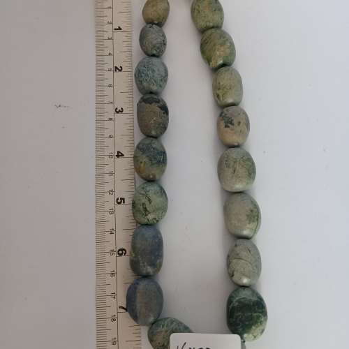 一手兩條天然非洲松石頸鏈 .長16吋共售 380元單條 250元 no.D27. 7.25.