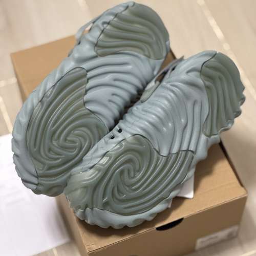 Crocs x Salehe Bembury The Pollex Clog Manta