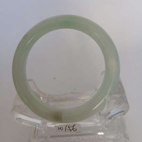 清貨平 售， 一手六隻 翡翠玉鈪 ， 不保a貨. 共售六百元 單一隻 150元.noD27.7.250