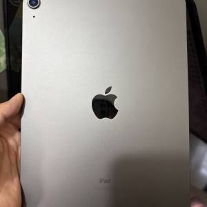 99新iPad air4 64gb,港行，電池健康度88，所有功能正常！快者得！