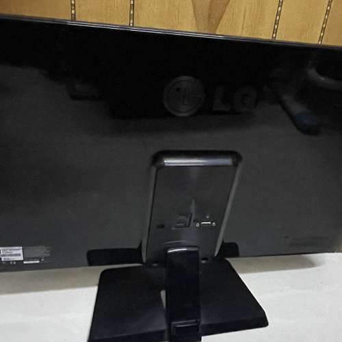 27 吋 LG LED mon 60HZ FullHD 無邊框 超薄機身 顯示器