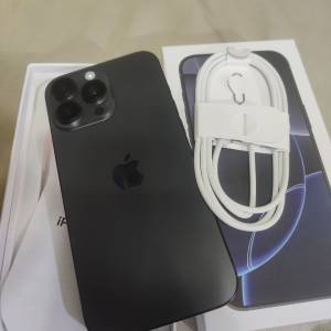 iPhone 16 pro max 512。