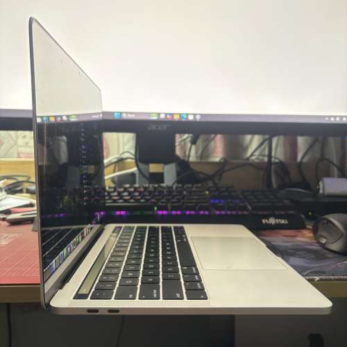 [瑕疵機] Apple MacBook Pro 13 [2018] (8代4核 i5 / 512GB / 13.3" Retina / macO...
