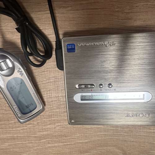 90% New Sony Hi-MD MZ-NH1 連搖控