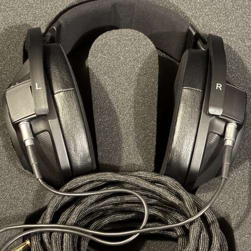 Sennheiser HD820