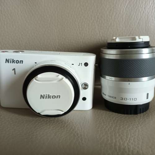 Nikon J1