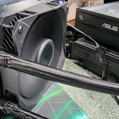 （風冷價）ASUS 華碩 ROG RYUO 120 CPU水冷散熱器 水冷系統