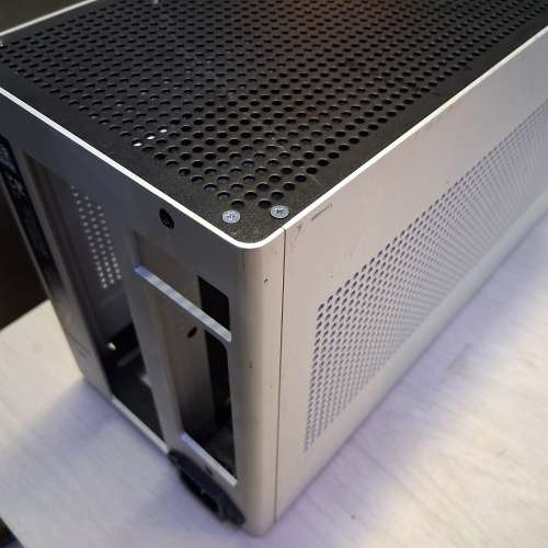 ITX鋁質機箱