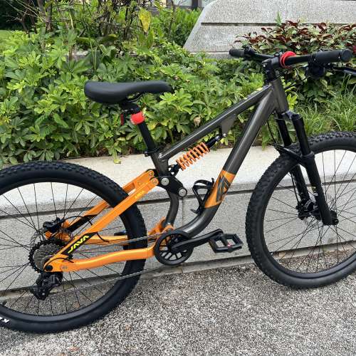 2025 新款 JAVA ANDA 9速 軟尾鋁合金山地車 送水架前後蛙燈叮叮