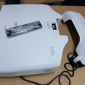 Epson 高階工程投影機 EB-G7500U 接近全新