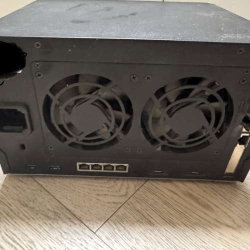 Synology DS1621+ 32gb ram+2*2t ssd+10g rj45 port
