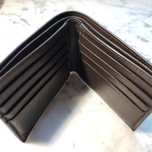 Sell: 90% New BOTTEGA VENETA , BV 男装銀包